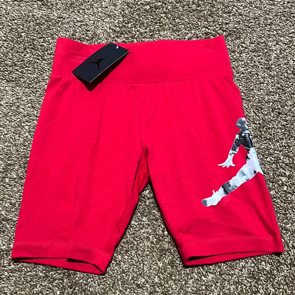 JORDAN GIRLS BIKE SHORTS: RED: NWT: SZ MEDIUM